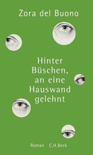 Hinter Büschen